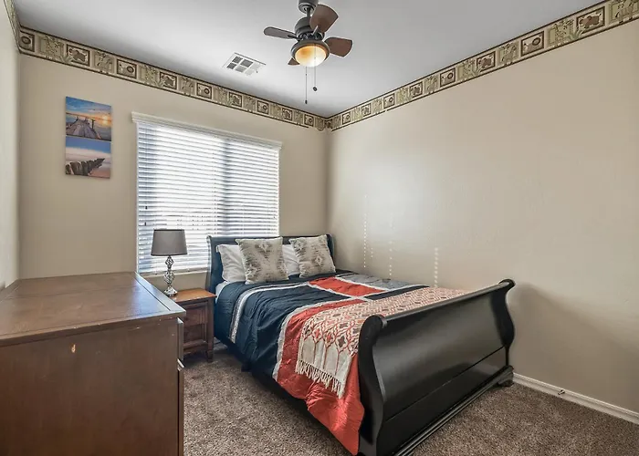 Holiday home Entire In Downtown, Arizona Surprise