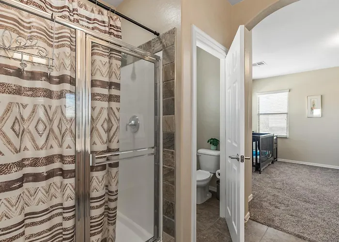 Entire In Downtown, Arizona Holiday home Surprise